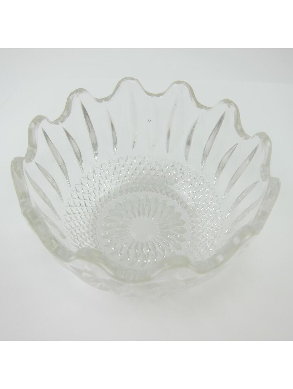 Vintage Clear Glass 2 Piece Interlocking Bowl Candy Dish Patterned Nut Snacks - Picture 12 of 16